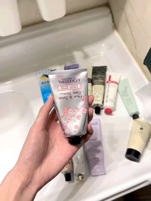名分享精致女孩最爱的五款护手霜j9九游会登录护手霜推荐第一