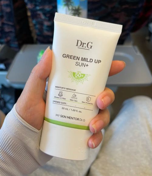 ！性价比碾压外资双 11 囤货正合适！J9国际集团国货防晒霜第一名实力认证(图3)