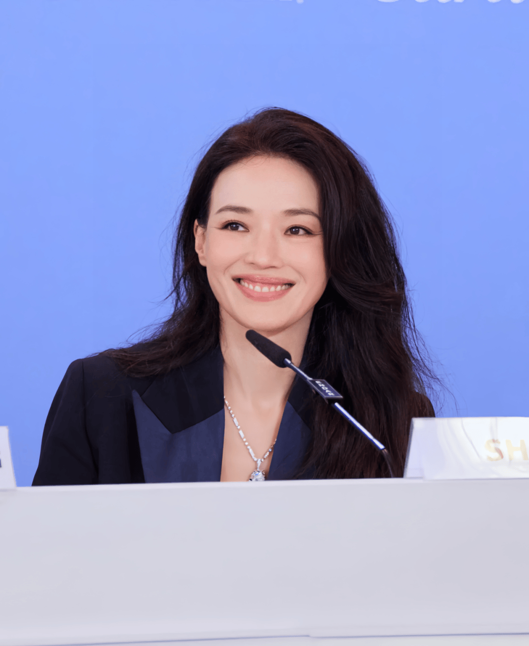 舒淇营业太频繁被质疑是“高仿号”j9九游真人游戏第一平台起猛了(图16) 舒淇营业太频繁被质疑是“高仿号”j9九游真人游戏第一平台起猛了(图16)