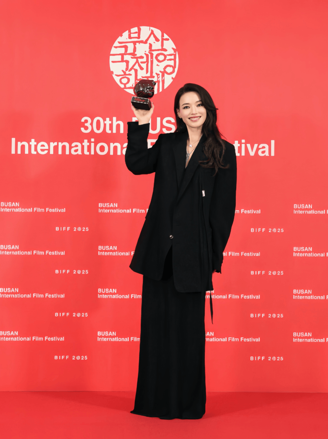 舒淇营业太频繁被质疑是“高仿号”j9九游真人游戏第一平台起猛了(图18) 舒淇营业太频繁被质疑是“高仿号”j9九游真人游戏第一平台起猛了(图18)